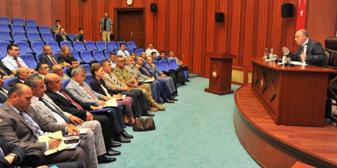 Vali Coşkun: "Vatandaş başvurularını hızlı bir şekilde sonuçlandırın”
