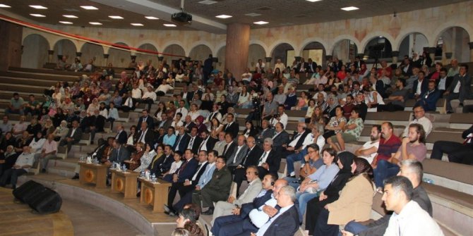 Nevşehir’de yarım asırlık çiftlere teşekkür plaketi verildi