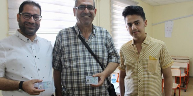 Siirt’te 54 Suriyeli Türk vatandaşlığına geçti