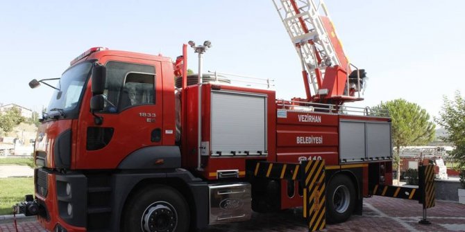 Vezirhan Belediyesi araç filosuna sıfır itfaiye aracı ekledi