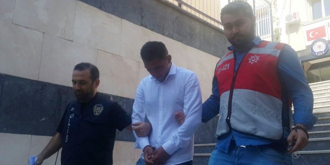 Kendine polis süsü veren telefon dolandırıcısı yakalandı