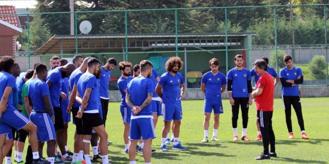 Evkur Yeni Malatyaspor’da Ravcı iddialı konuştu