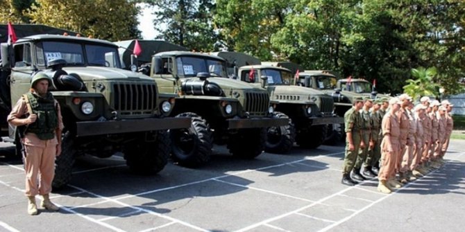 Rusya, Abhazya’ya yeni askeri araçlar teslim etti