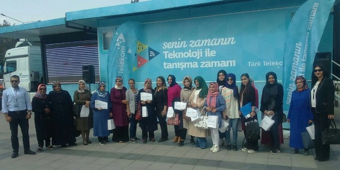 Erzurumlu kadınlar temel internet kullanımını öğrendi