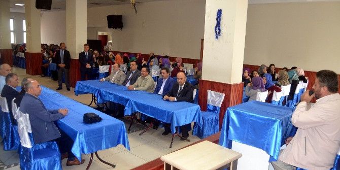 Şehit Okulundan Şehitleri Anma Programı