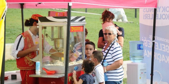 Çocuklar sağlık kontrollerinin ardından okula hazır