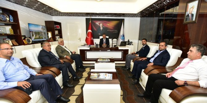 Gürkan’dan Erbakan’a övgü