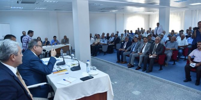 Vali Su, muhtarlarla bir araya geldi