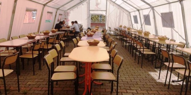 Öğrencilerin talebine Kızılay kayıtsız kalmadı