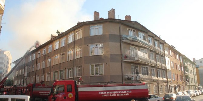 Konya’da çatı yangını