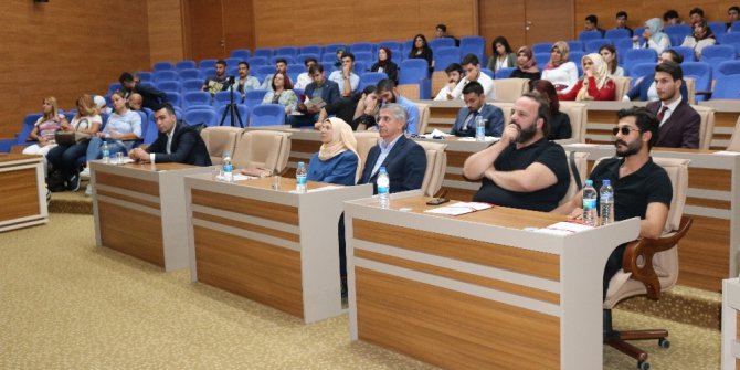 Elazığ’ da Gençlik Meclisi Çalıştayı