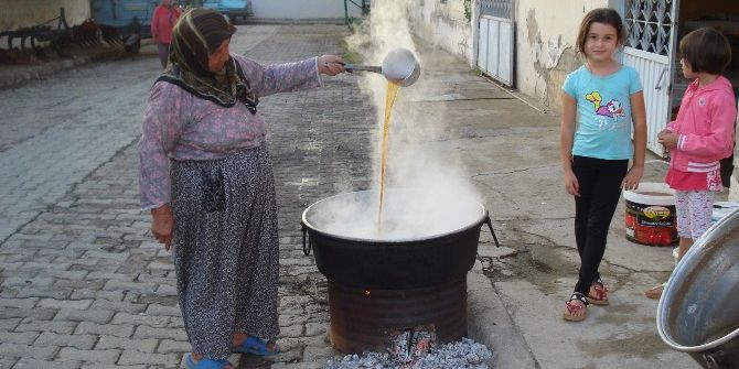 Sarıgöl’ün Evlerinde Şifa Kaynıyor