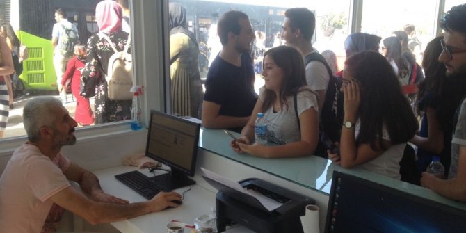 Büyükşehir’den 17 bin 500 öğrenciye kent kart