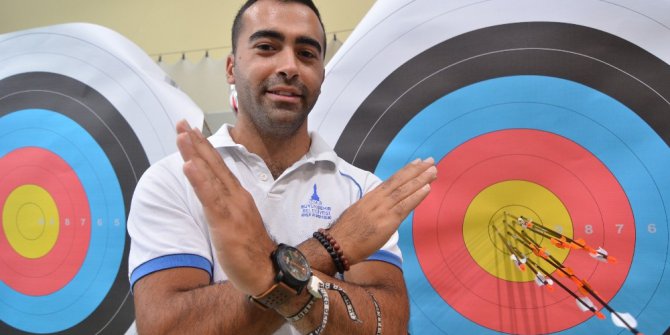 Sakatlanınca boksu bıraktı, şampiyon okçu oldu