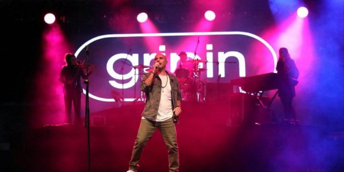 Gripin Denizli’de sevenleriyle buluştu