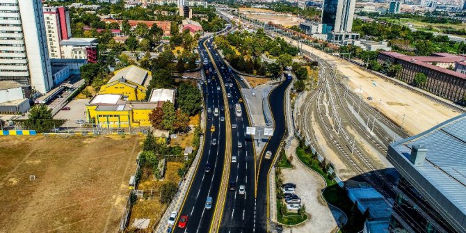 Celal Bayar Bulvarı pırıl pırıl