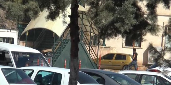 Polis kaçan zanlıyı havaya ateş açarak yakaladı