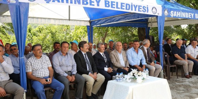 Şahinbey Belediyesi’nden Yeni Mahallesine taziye evi ve cami