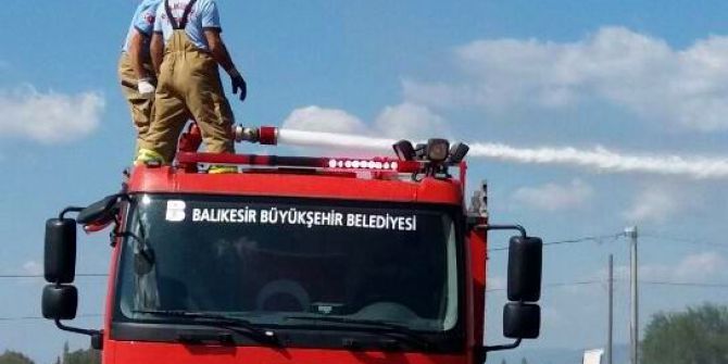 Burhaniye’de Ot Yangını