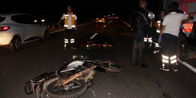 Ters yola giren traktör motosiklete çarptı: 1 ölü