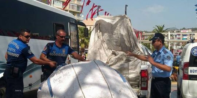 Zabıtanın uyarılarını dikkate almayan çöpçülerin arabasına el konuldu