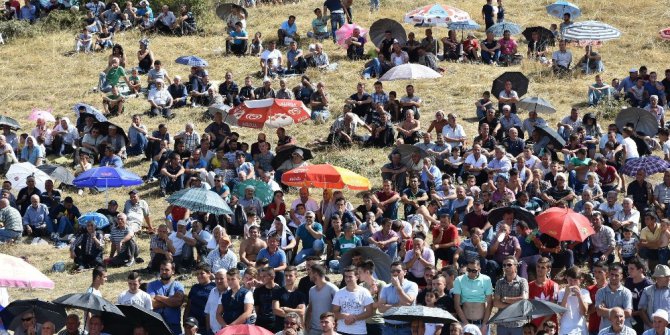 TİKA, 600 yıllık yağlı güreş geleneğini Makedonya’da yaşatıyor