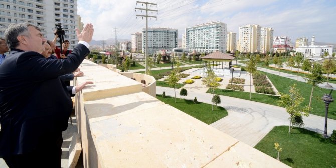 Selçuklu ve Osmanlı mimarisinden izler taşıyan “Ecdat Parkı” tamamlandı