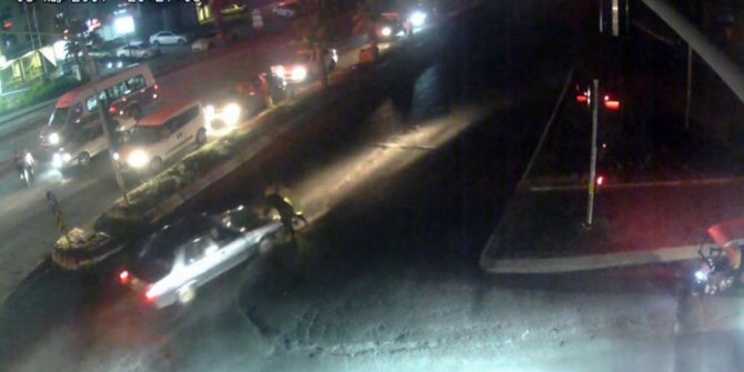 Trafik kazaları mobese kameralarına yansıdı