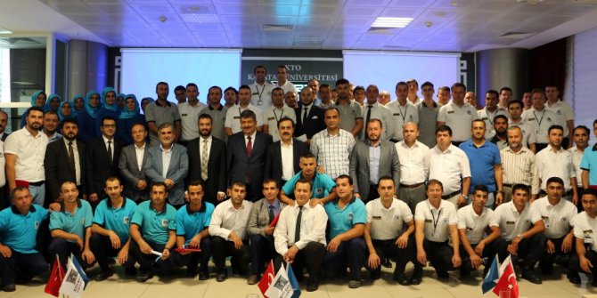 KTO Karatay’dan başarılı personele ödül