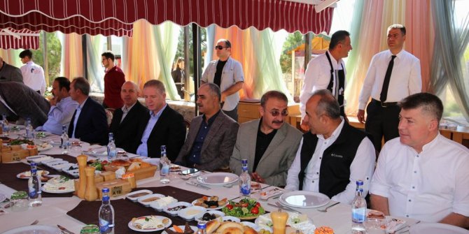 Tayini çıkan Emniyet Müdürüne veda programı