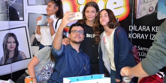 Ünlü Wattpad yazarları okurlarıyla buluştu