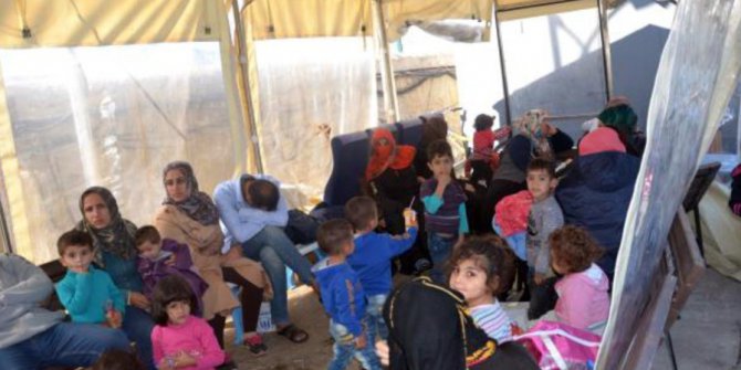 Kuşadası’nda 25’i çocuk 64 kaçak göçmen yakalandı