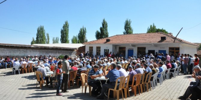 Sorgun’da köylüler yağmur duasına çıktı