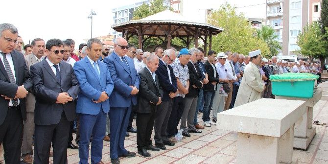 İzmir Cumhuriyet Başsavcı Vekili Son Yolculuğuna Uğurlandı