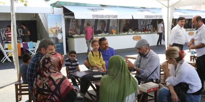 Serdivan Kitap Fuarı sona erdi