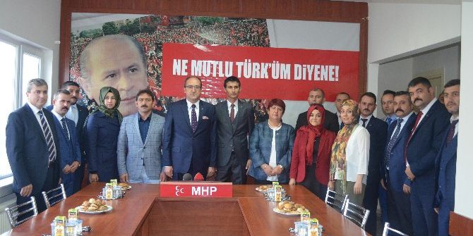 Ak Parti’li Ünlü’den Mhp’ye Ziyaret