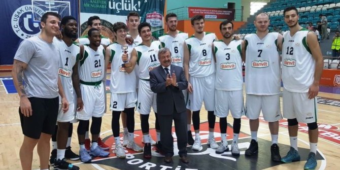 Banvit hazırlık dönemini iki şampiyonlukla bitirdi
