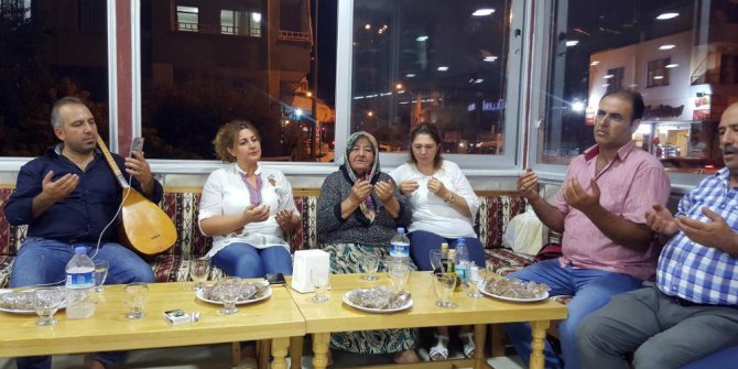 Neşet Ertaş türküleriyle anıldı