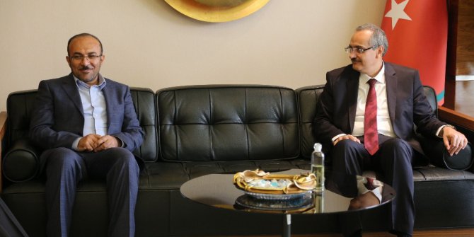 İran ile ticarette 30 milyar dolar hedefini gerçekleştirecek adımlar