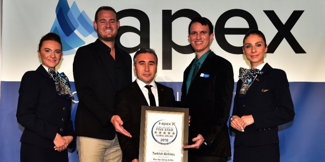 Türk Hava Yolları’na beş yıldızlı havayolu ödülü