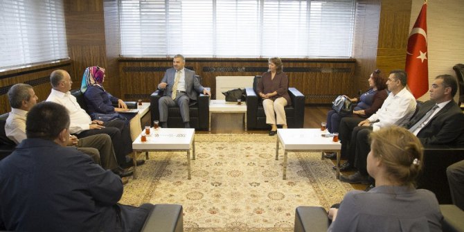 Büyükşehir projeleri örnek alınıyor