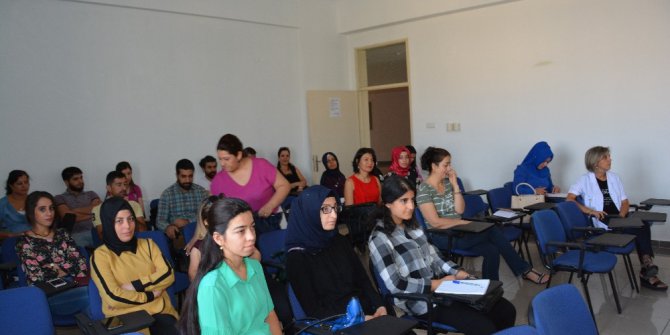 DÜ’de toplumsal hayat ve hukuk konulu konferans verildi