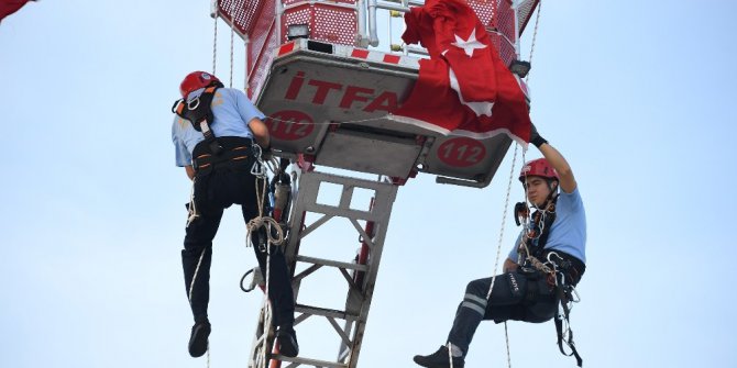 Kocamaz: "İtfaiye erlerimiz cansiperane şekilde çalışıyor"