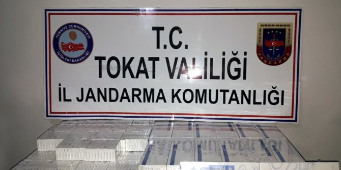 Valizinden 900 paket kaçak sigara çıktı