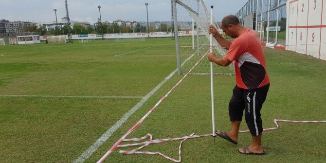 Alpay Özalan’ın basına çektirdiği şerit, yönetim tarafından kaldırıldı