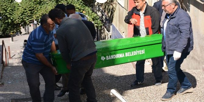 Yaşlı Adam Evinde Ölü Bulundu