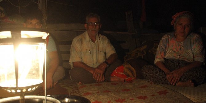 45 yıldır gecelerinin aydınlanmasını bekliyorlar