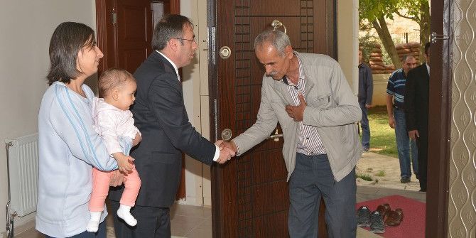 Kaymakam Akgül, Şehit Ailesini Evinde Ağırladı