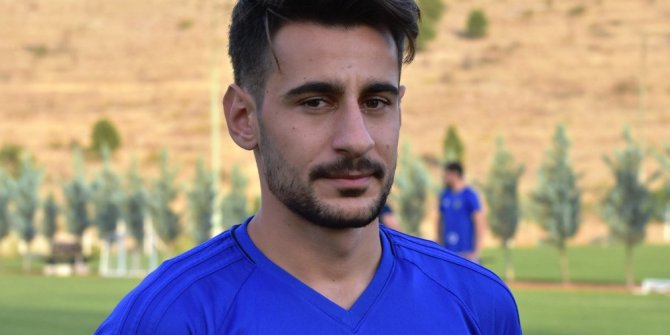 E. Yeni Malatyasporlu futbolcular gelecekten umutlu