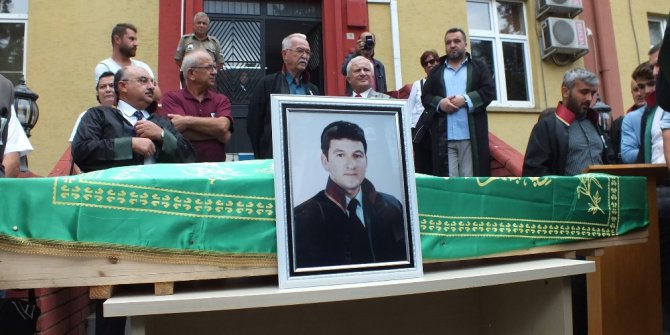 Avukat Cüneyt Yeşiltepe son yolculuğuna uğurlandı